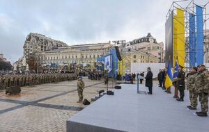 Порошенко: Российские ВДВ с лета 2014 года принимают непосредственное участие в оккупации украинского Донбасса