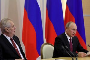 Земан зустрівся з Путіним у Сочі
