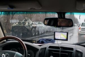 Патруль сделал фото военной колонны