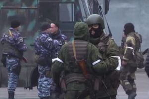 По данным "Новой газеты", в Луганске группировка Корнета арестовала "прокуроров" Плотницкого