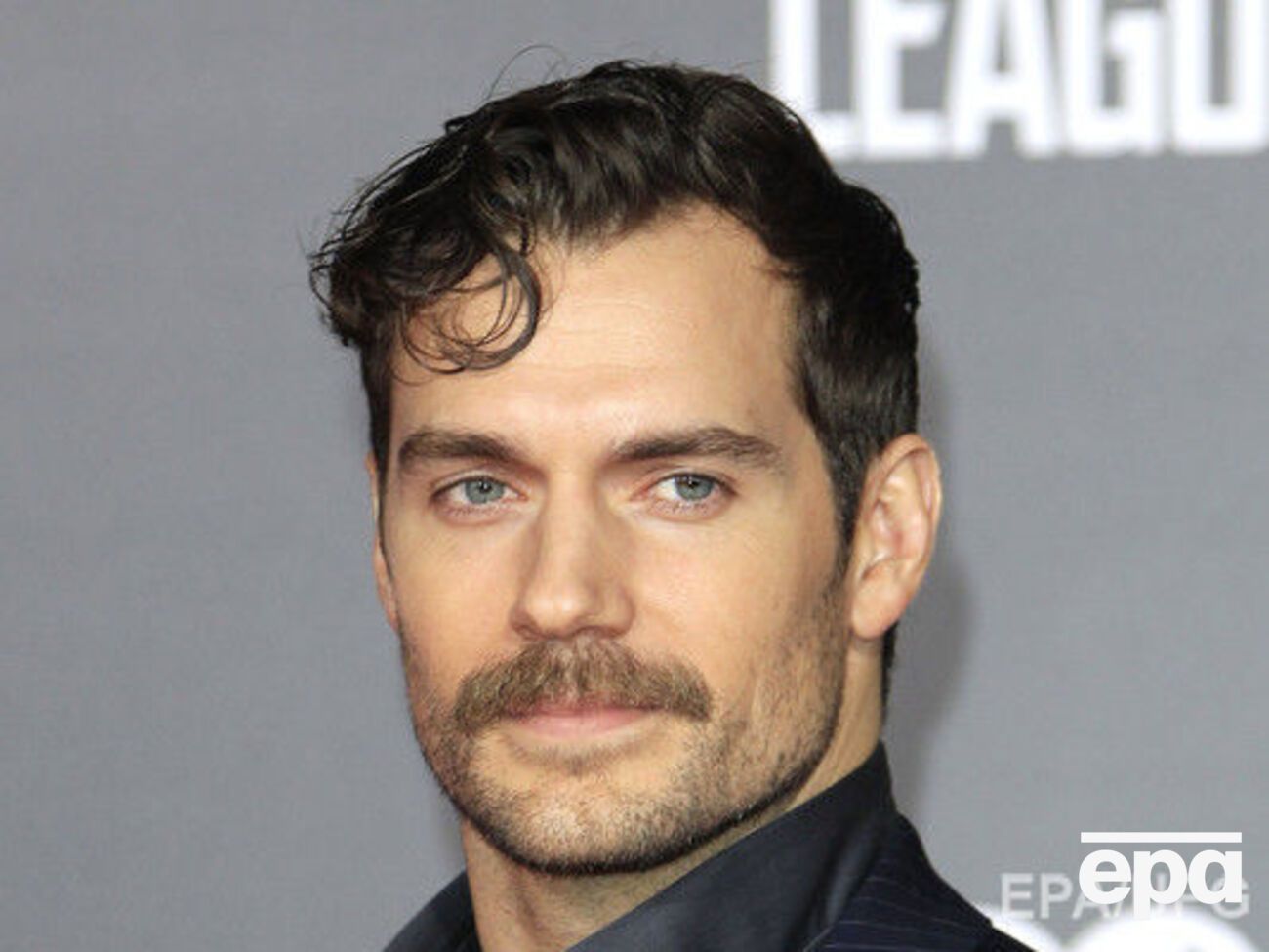 Кавилл появился в "Лиге справедливости" без усов