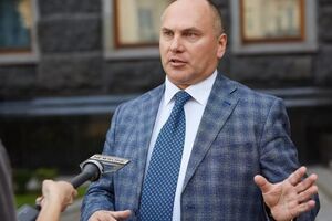 Трубаров: Теперь "игры" будут стоить дорого и в конкурсах будут побеждать компании, которые реально хотят подписать договор