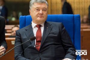За даними опитування, Порошенко з невеликим відривом випереджає Тимошенко в першому турі виборів президента