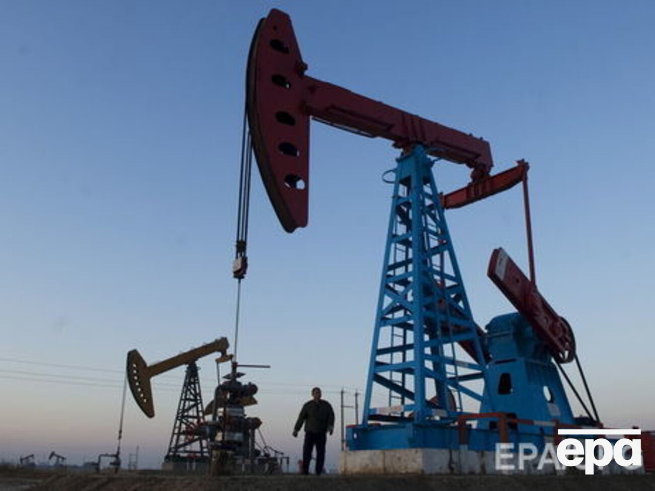 Нафта WTI дорожчає
