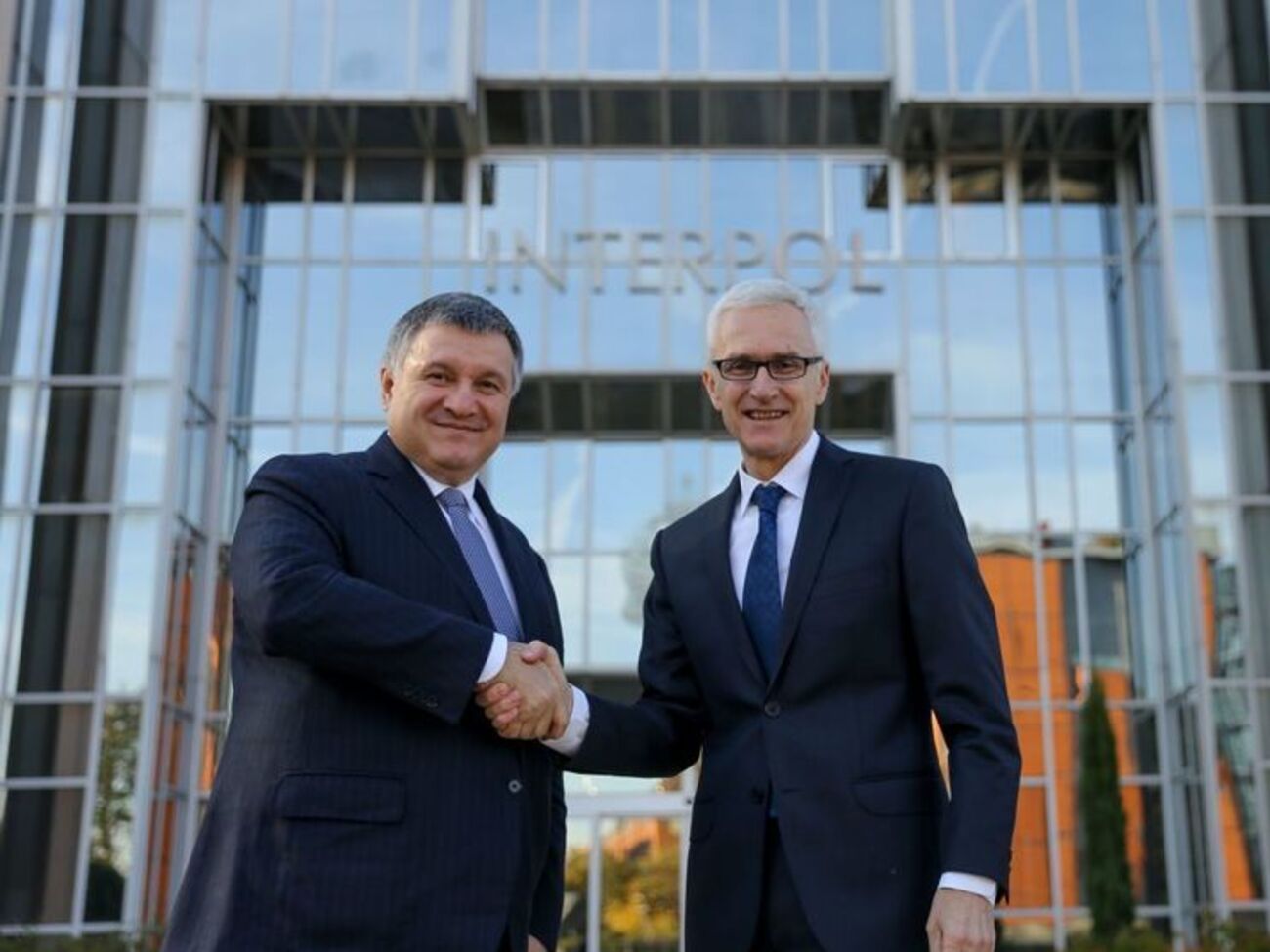 Аваков і Шток обговорили перспективи співпраці у штаб-квартирі Інтерполу в Ліоні