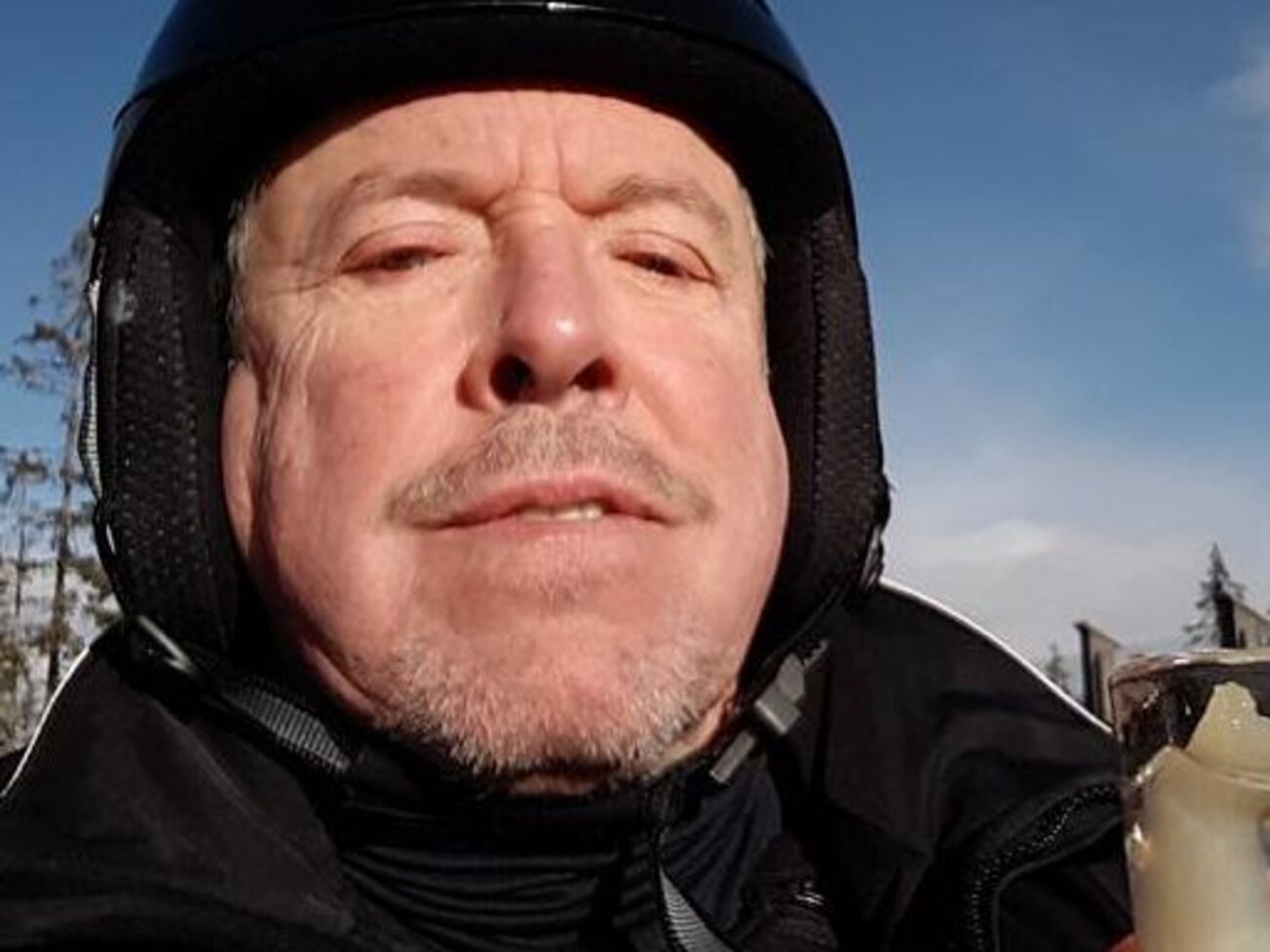 Макаревич:&nbsp;Знаете, не зря существует минута молчания, а не говорения