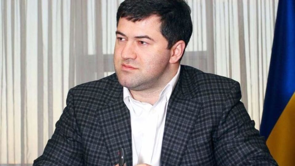 Адвокат Насирова утверждает, что Кабмин не имел права отстранять его клиента от исполнения обязанностей главы ГФС