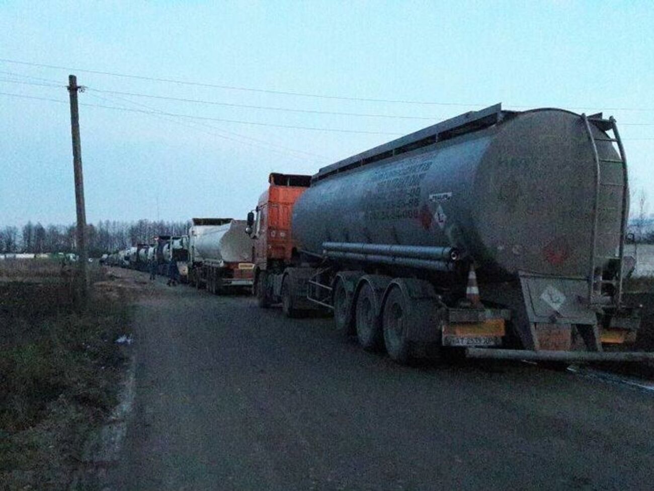 Ветерани заявили, що будуть перевіряти кожен бензовоз