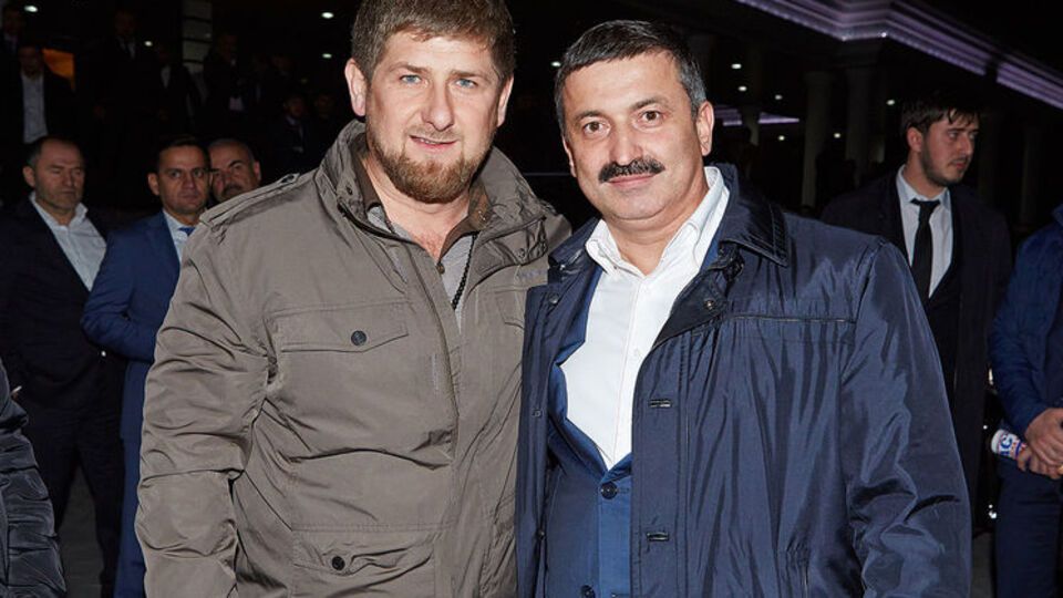 В 2010 году Цицулаев был назначен представителем Кадырова в Украине
