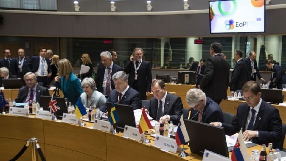 Порошенко виголосив промову на саміті "Східного партнерства" 24 листопада