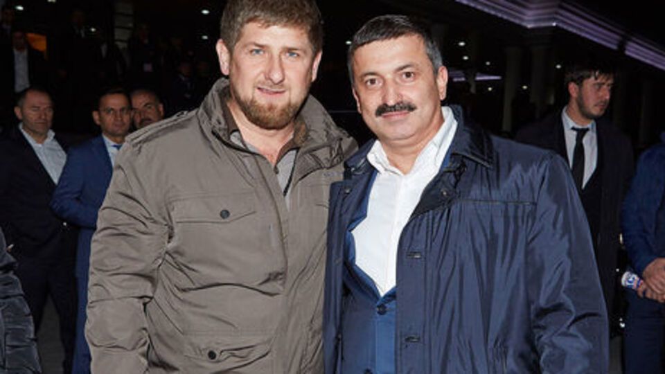 В 2010 году Цицулаев был назначен представителем Кадырова в Украине