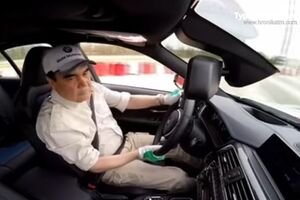 Бердымухамедов ранее принимал участие в автогонках
