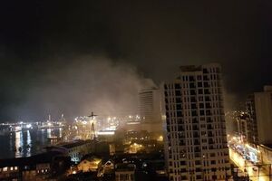 Пожежа почалася на четвертому поверсі висотної будівлі