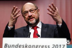 Шульц согласился участвовать в переговорах