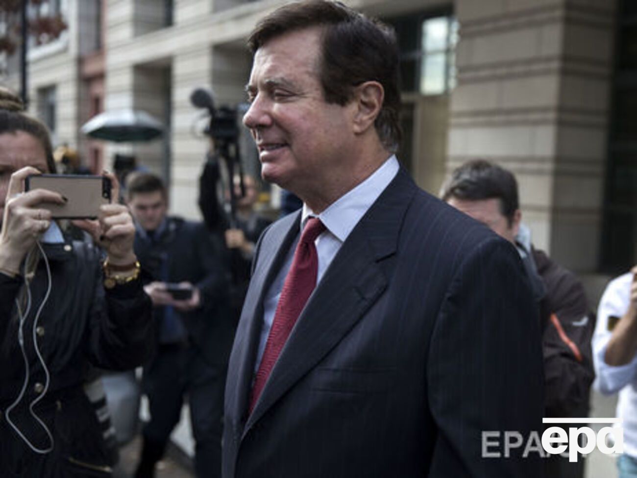 Манафорт работал с Партией регионов