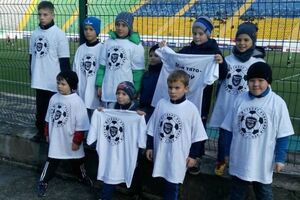 У футболках із написом "Мій тато – Герой" діти з'являються з ініціативи ФФУ