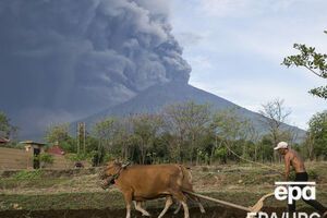 Через вулкан Агунг місцеве населення на Балі евакуюють