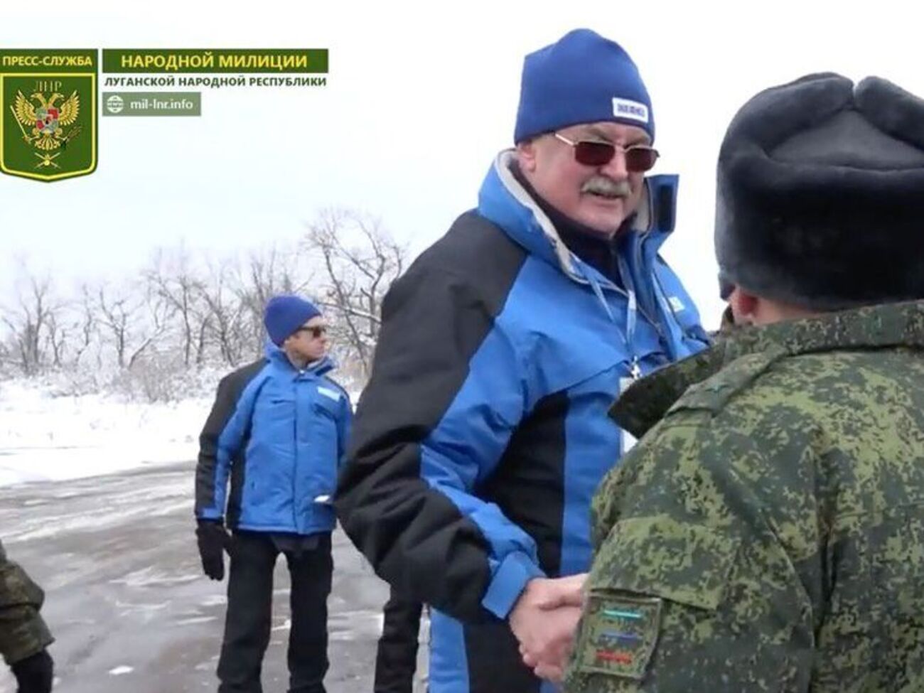 На поведение наблюдателя обратил внимание немецкий журналист