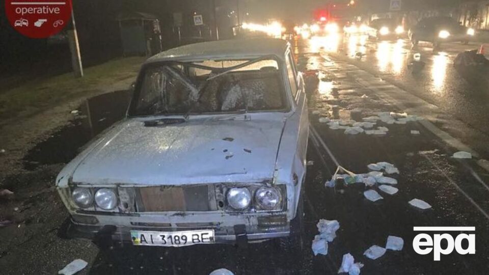 Ударом женщин отбросило на встречный автомобиль ВАЗ