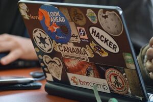 Трьох китайців обвинувачують у кібершпіонажі