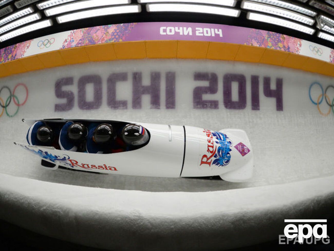 Россия опустилась с первого на третье место в медальном зачете по итогам Олимпиады в Сочи