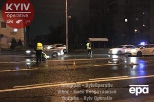 Водій, що збив двох людей, зник