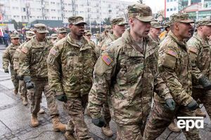 Загалом за кордоном станом на 30 вересня було 257 287 американських військовослужбовців