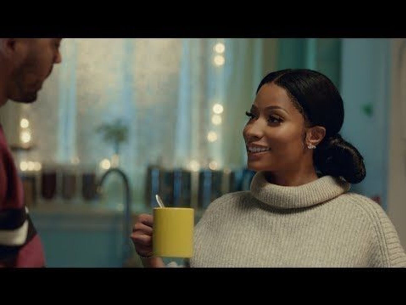 Мінаж виконала роль мами маленької дівчинки