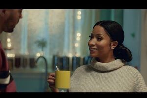 Мінаж виконала роль мами маленької дівчинки