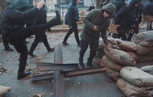 Активісти знесли декорації, що зображували Харків 1941 року