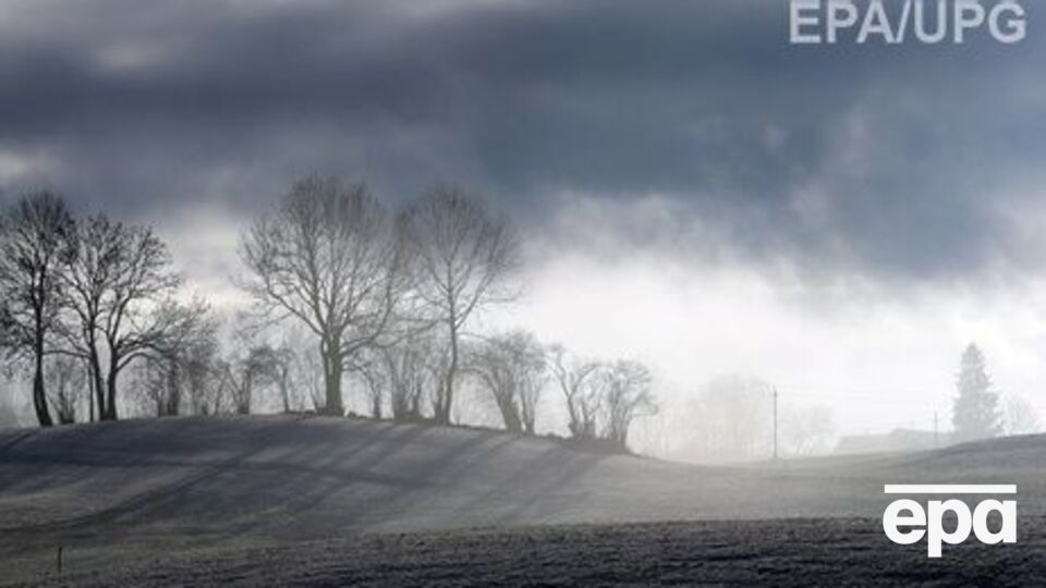 Видимість на дорогах через туман у низці областей України становитиме 200–500 м