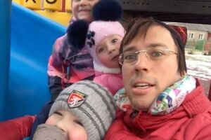 Галкін: Зранку заряд бадьорості і позитиву! Друзі, якщо Алли немає в кадрі, це не означає, що вона не поруч