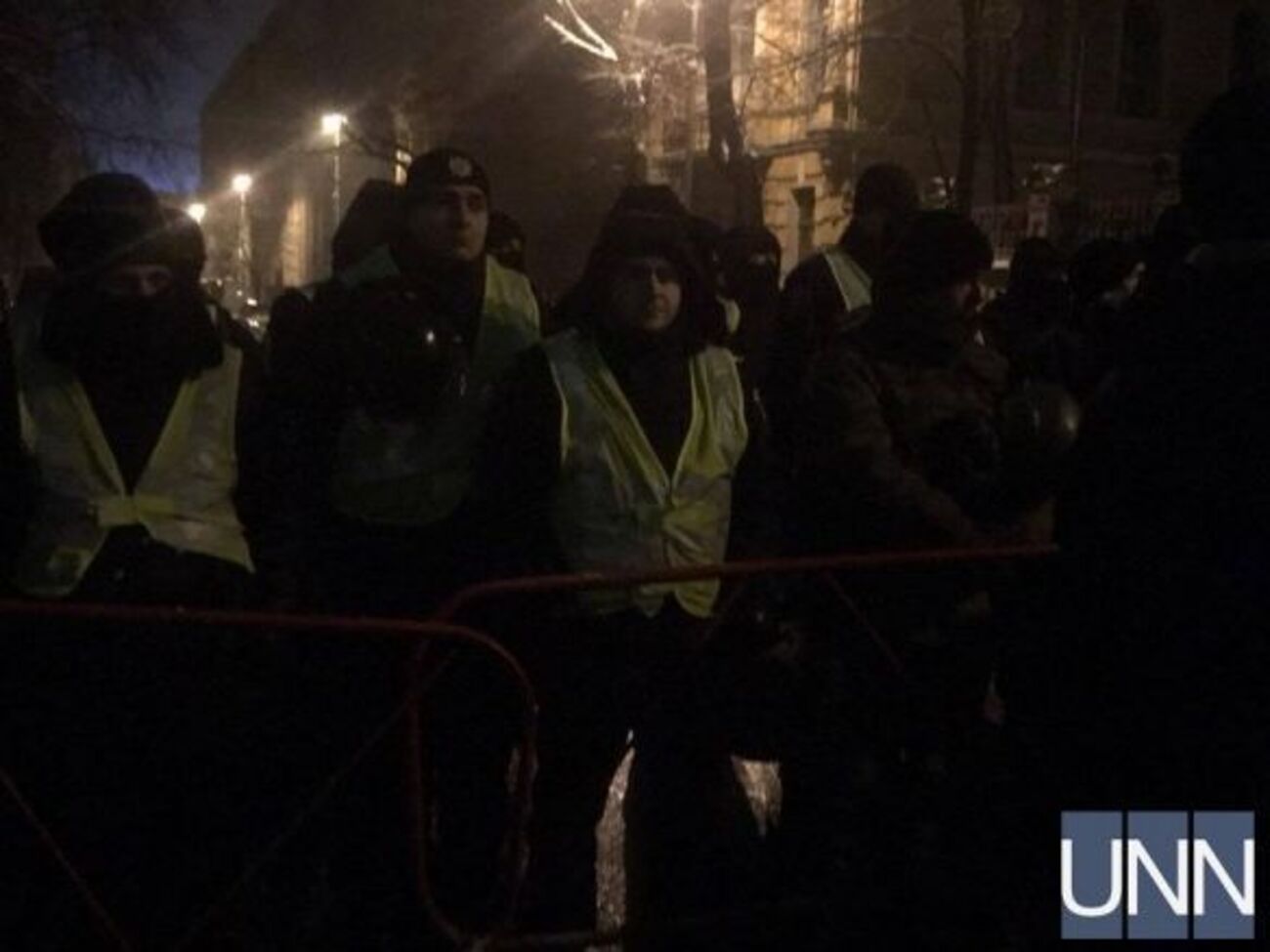 Учасники смолоскипного ходу вимагають розслідувати злочини проти Євромайдану