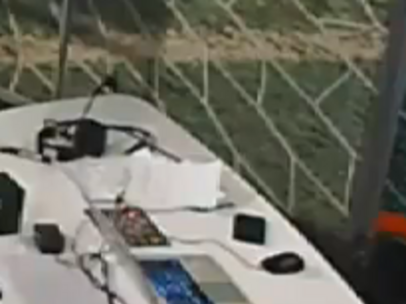 Уткін кілька секунд пролежав на підлозі