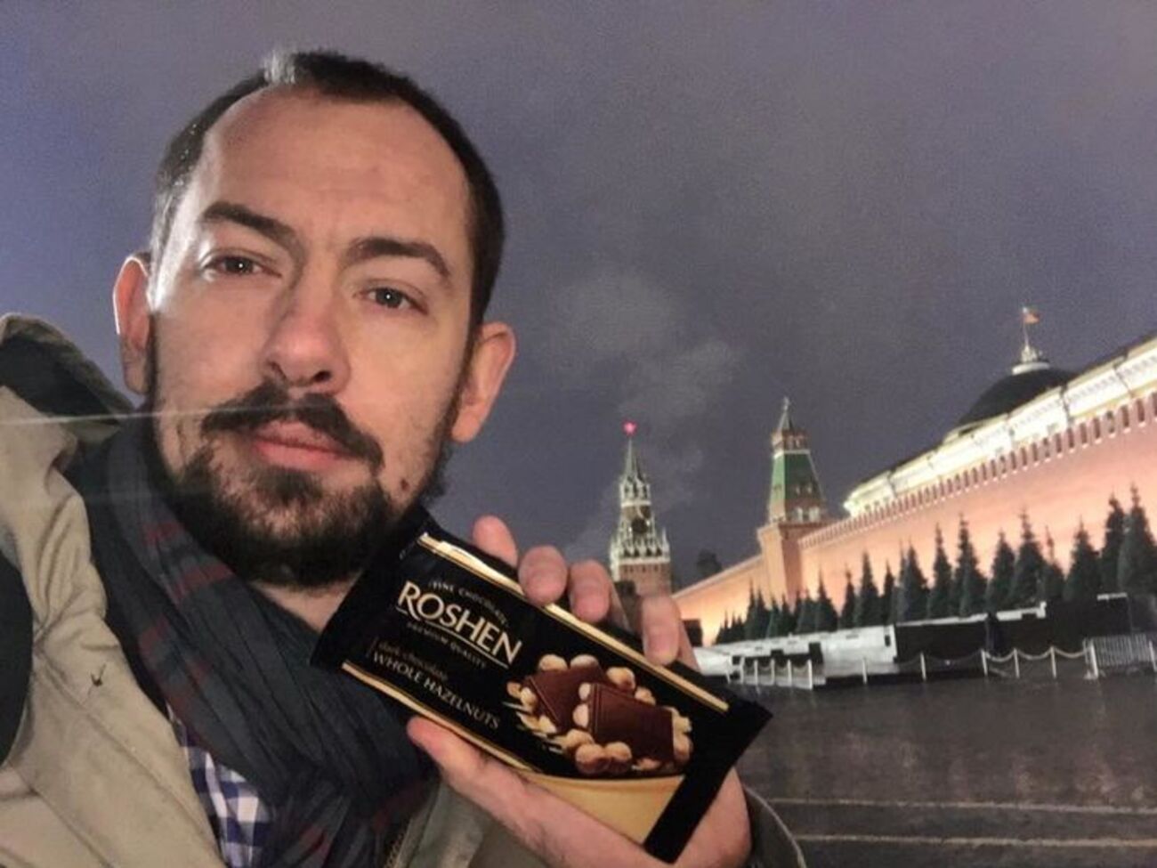 Люди, які знищують власність або псують майно, не є активістами. Це хулігани