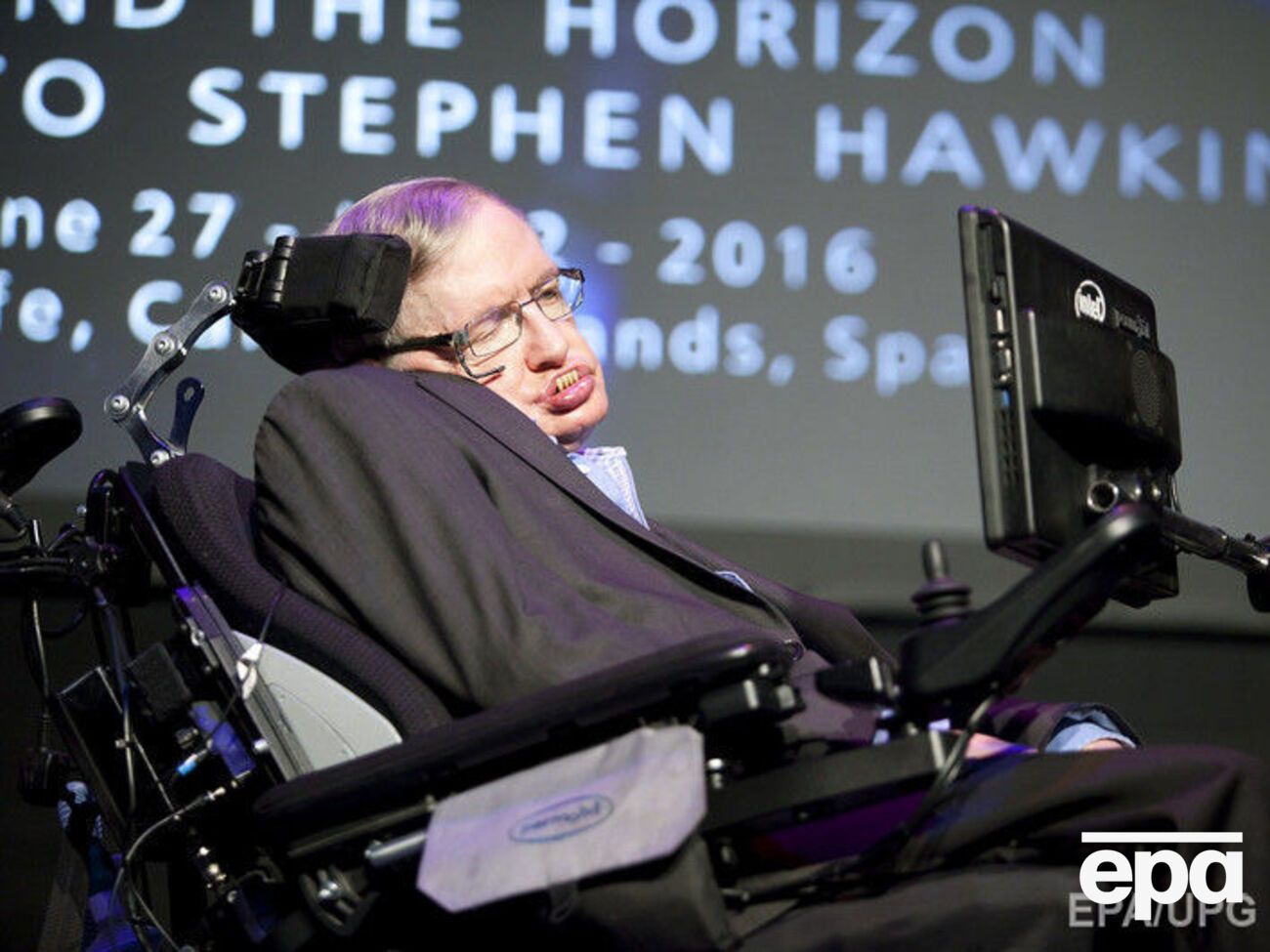 Гокінг попередив про небезпеку ШІ