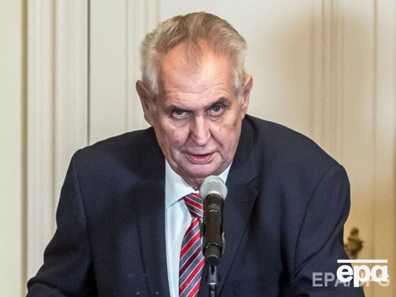 Земан відвідає Росію цього місяця