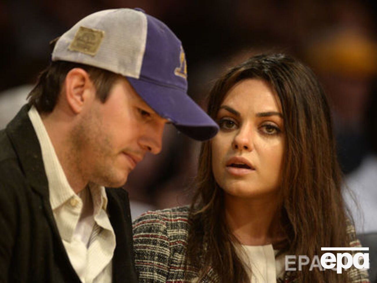 Кунис: Когда мы приземлились, Эштон спросил: "Ну что?" А я ему: "Ничего. Пустота"