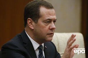 Медведєв запевняє, що стан російської економіки "нормальний"
