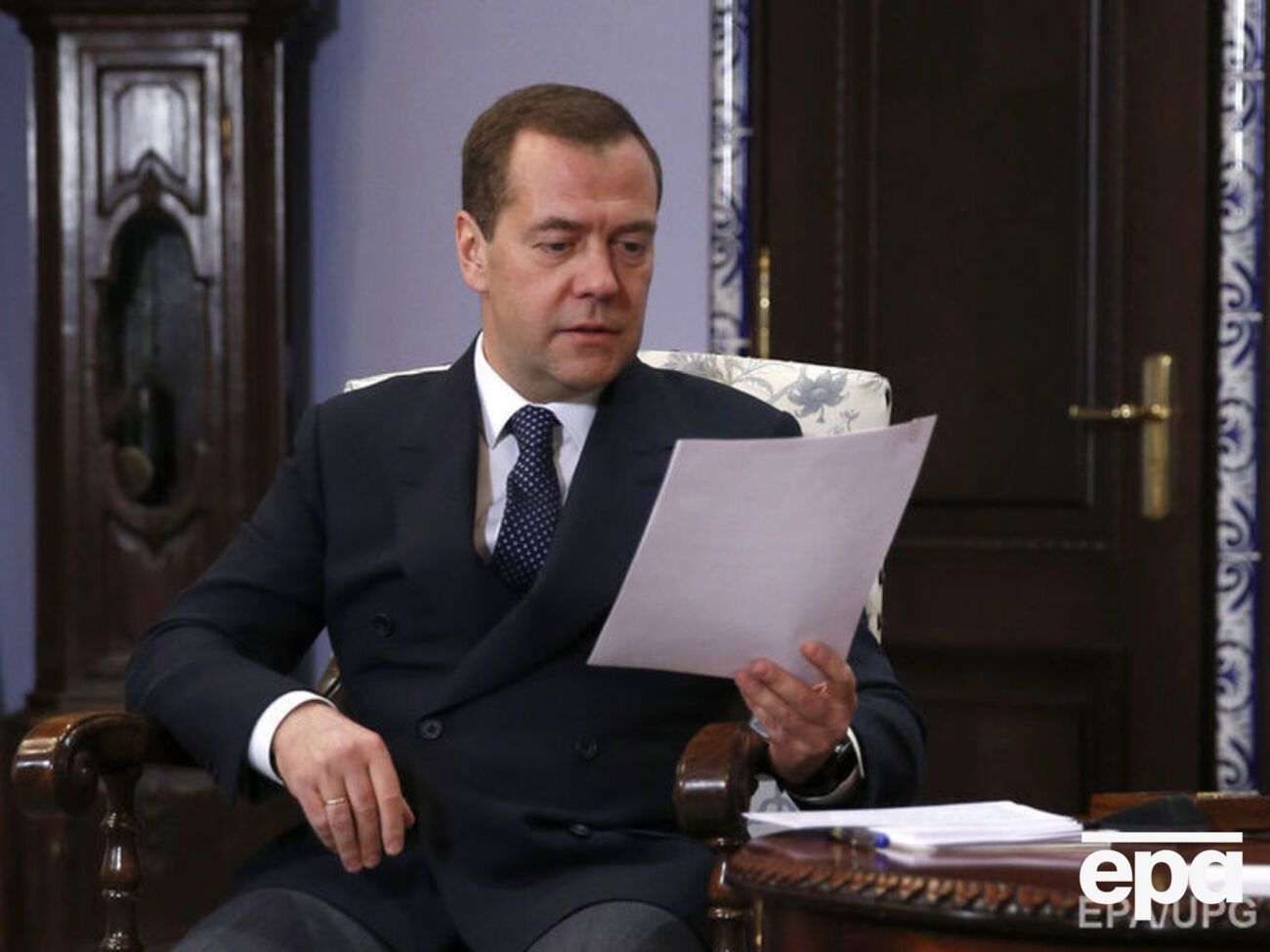 Медведєв заявив, що доходи росіян зростають