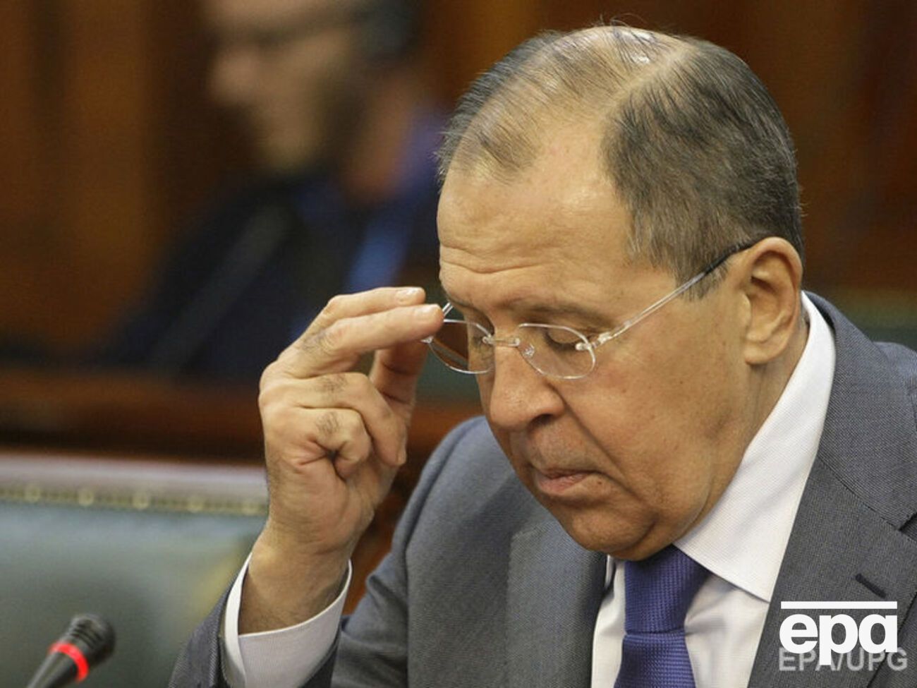 Лавров заявил, что введение миротворцев возможно лишь после "разведения сил и средств"