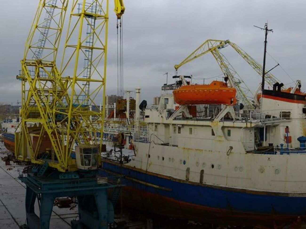 Представники заводу назвали історію зі шпигунством "смішною"