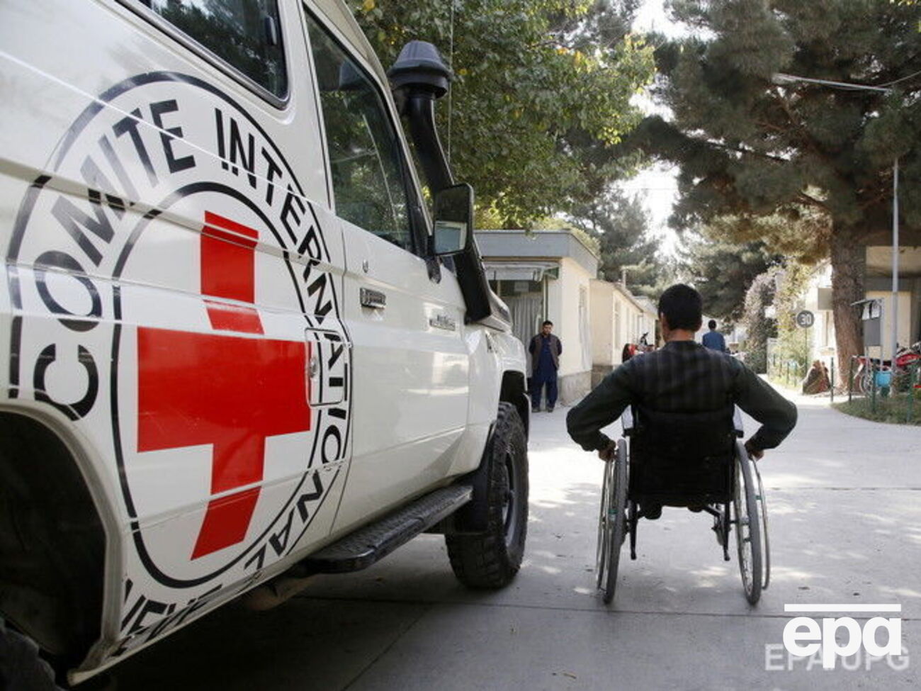 Проверка Красного Креста показала, что сотрудники организации покупали товары и услуги по завышенным ценам