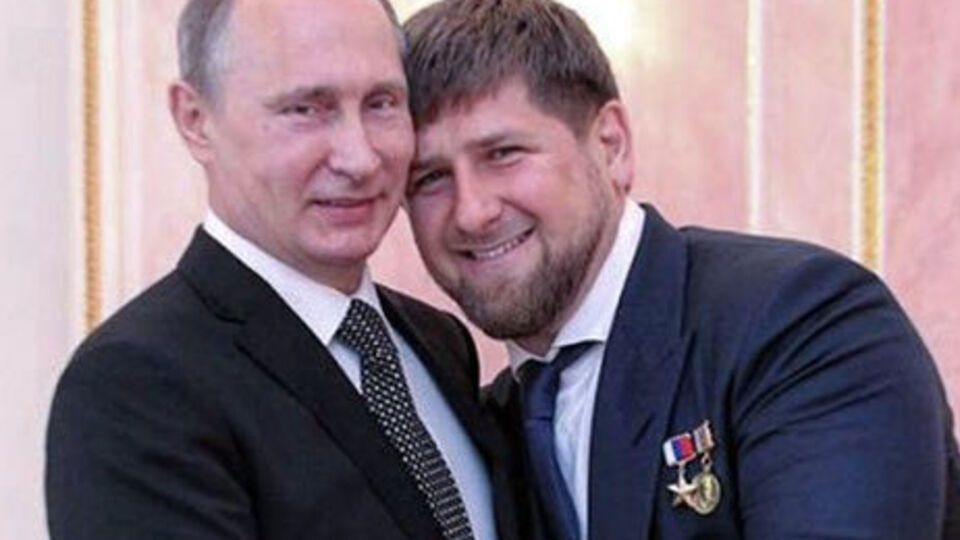 Кадиров пообіцяв американський телефон за найкращий вірш про Путіна