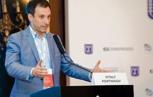 Віталій Портников: Гроші є, але витратити їх можна хіба що в Ялті або Сухумі