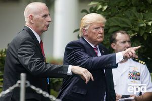 Шиллер (зліва) дасть свідчення про візит Трампа до Москви