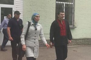 Улітку Осмаєва й Окуєву охороняли