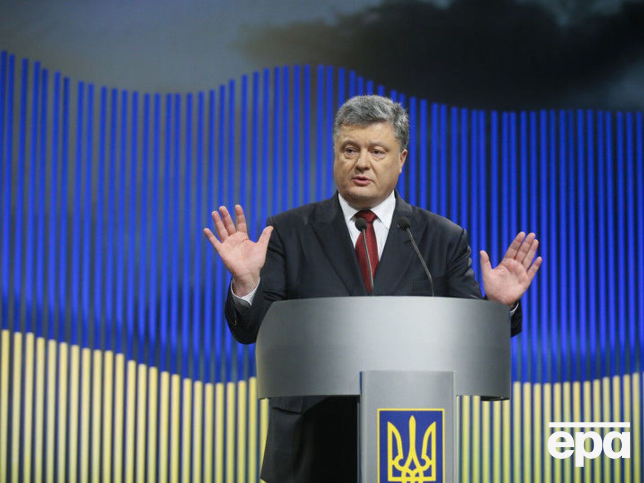 Порошенко призвал создать рабочую группу по законопроекту об антикоррупционном суде