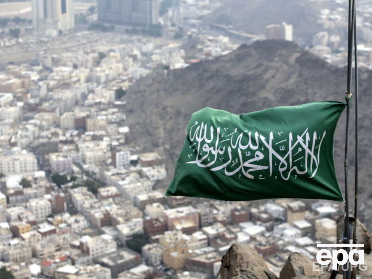 Саудовская Аравия требует от правительства Ливана ограничить деятельность "Хезболлы"