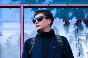 Гнойному разбили нос